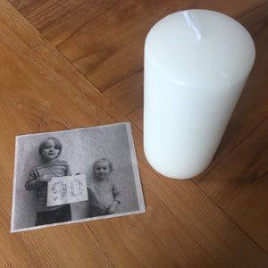 Anleitung, wie man ein Foto auf eine Kerze transferiert